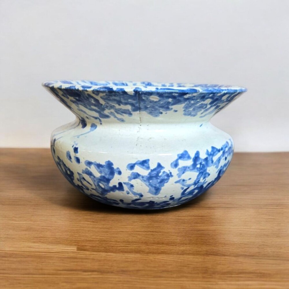 VINTAGE STONEWARE BLUE SPONGEWARE SPITOON/CUSPIDOR